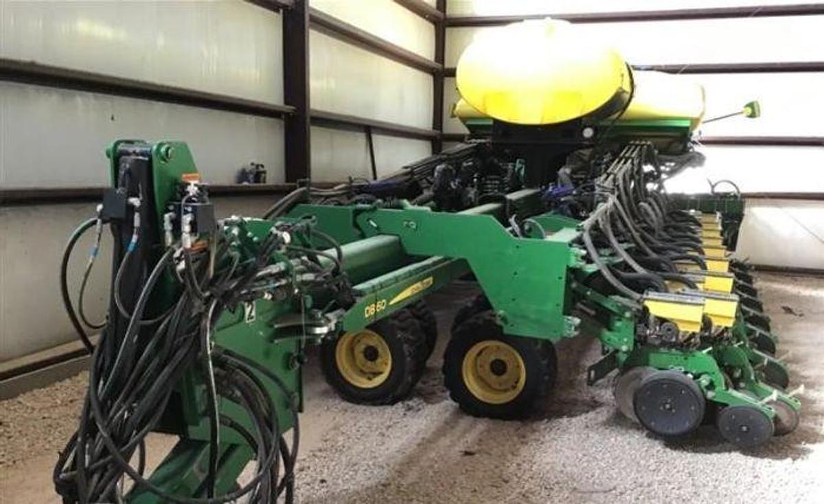 Used 2020 JOHN DEERE DB60