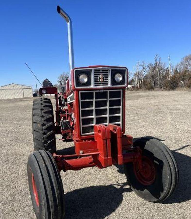 Used 1976 INTERNATIONAL 1066