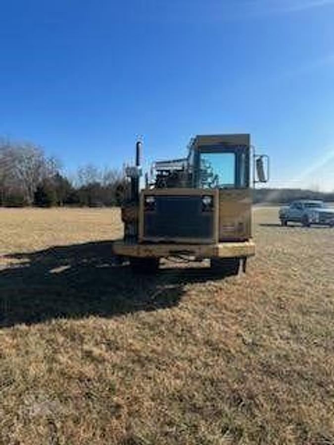 Used 1986 CATERPILLAR 613C