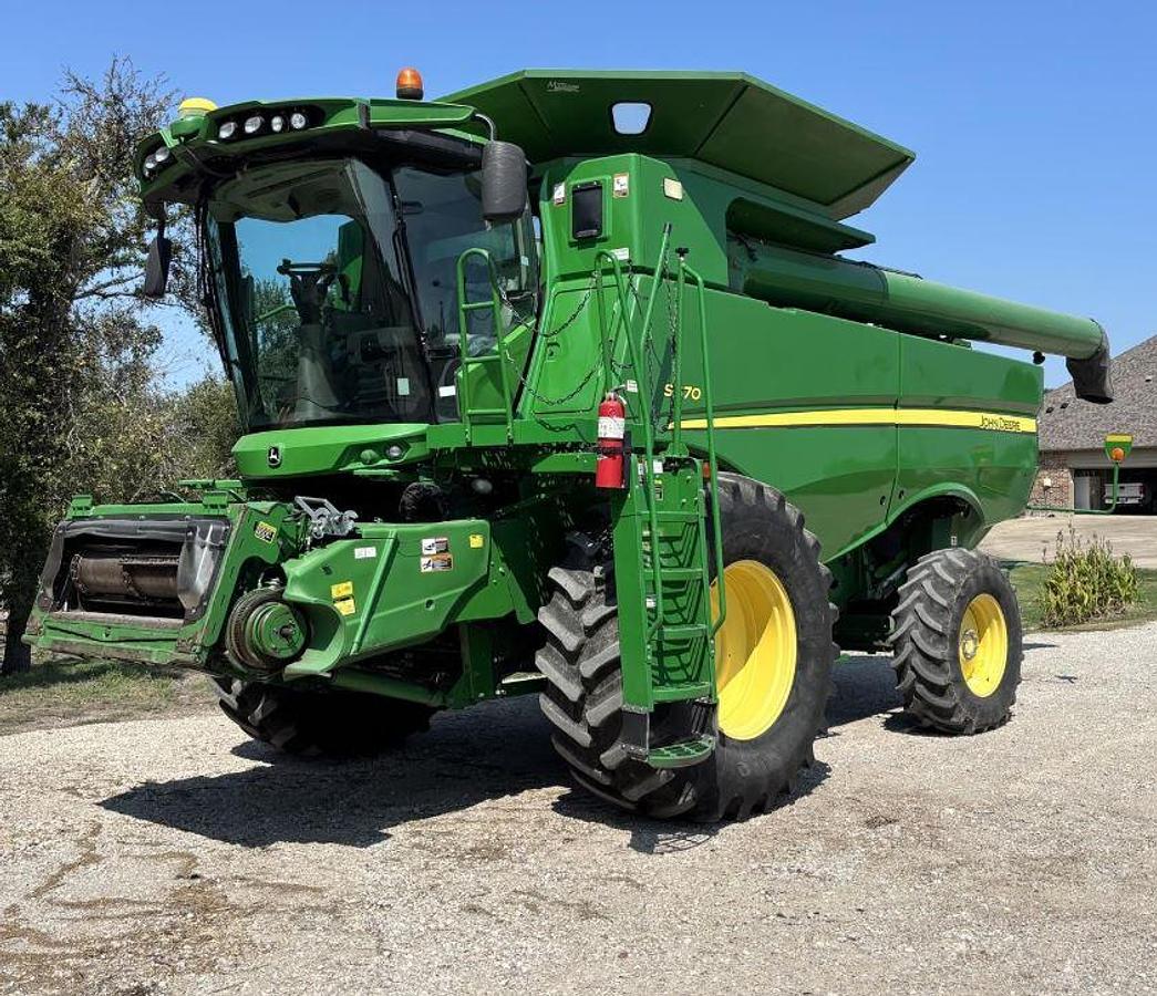 Used 2012 John Deere S670 Combine