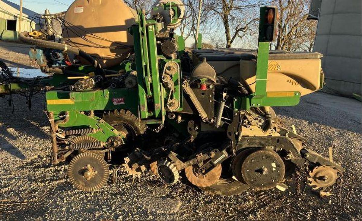 Used 2015 Great Plaines YP625A-12TR