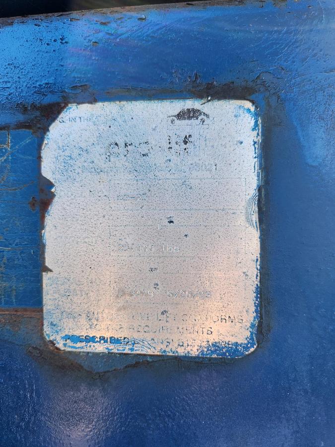 Used 1993 BenPak 4 Post Auto Lift with Front and Back Ententions 