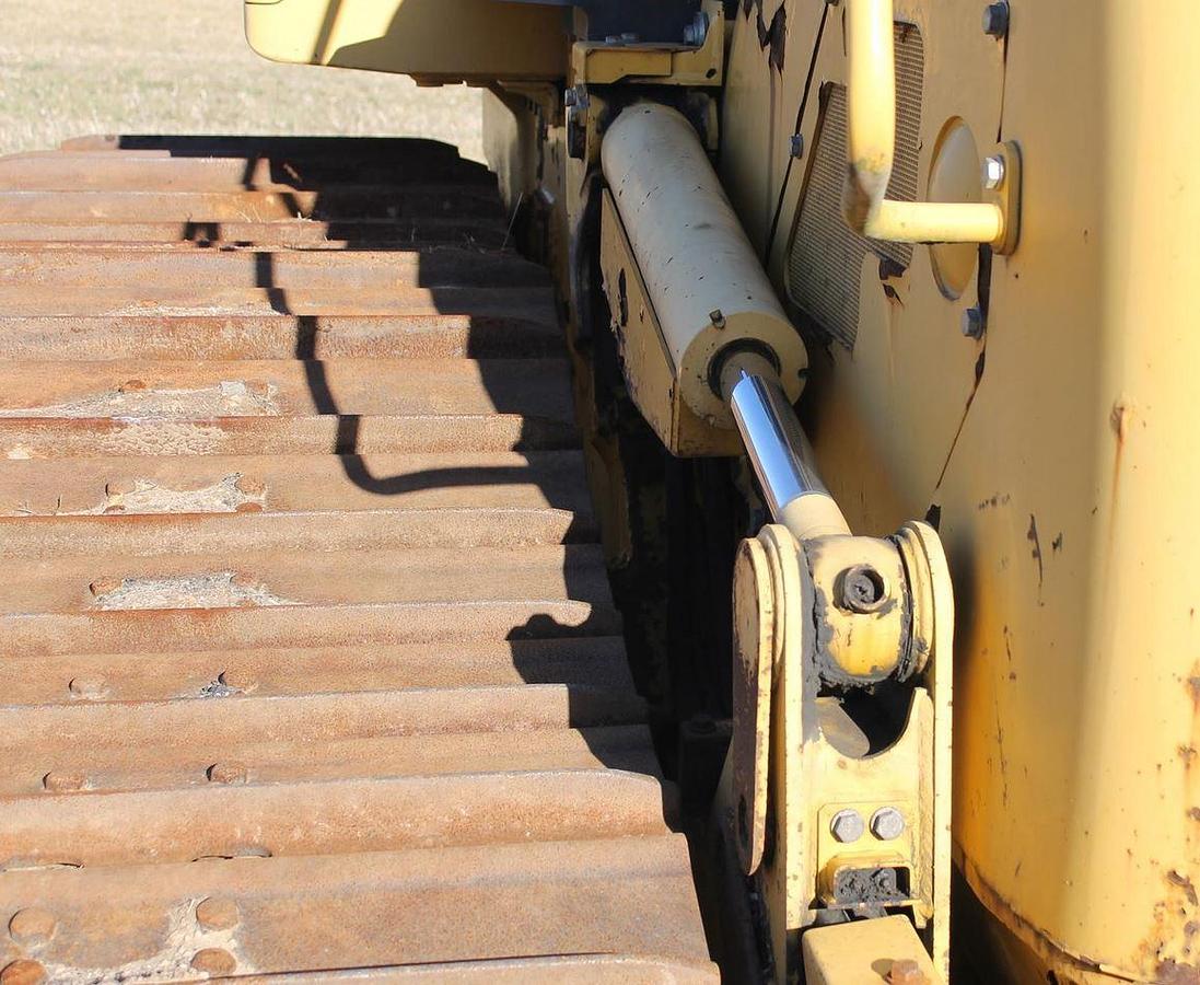 Used 2016 KOMATSU D61PX-24 Dozer