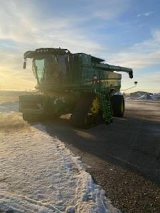 Used 2021 John Deere S780