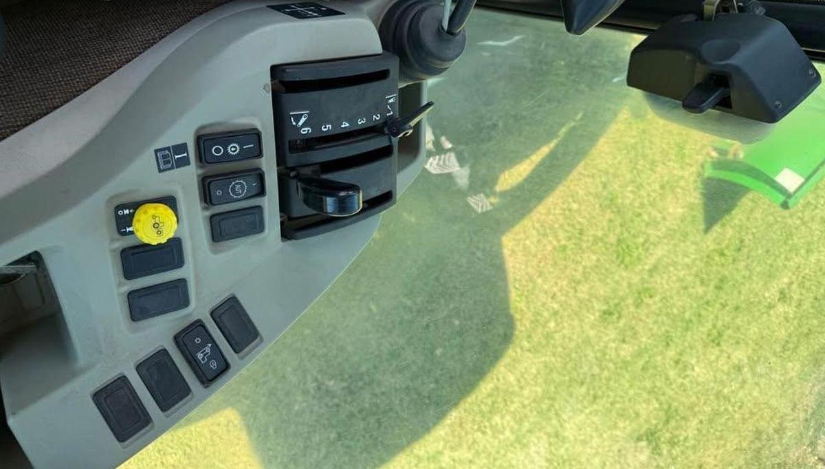 Used 2012 John Deere 4520