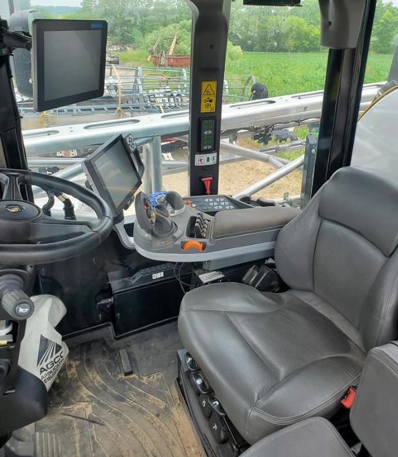 Used 2021 ROGATOR RG1100C Self-Propelled Sprayer
