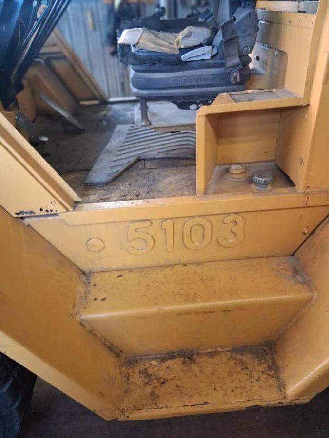 Used 2000 Caterpillar R80