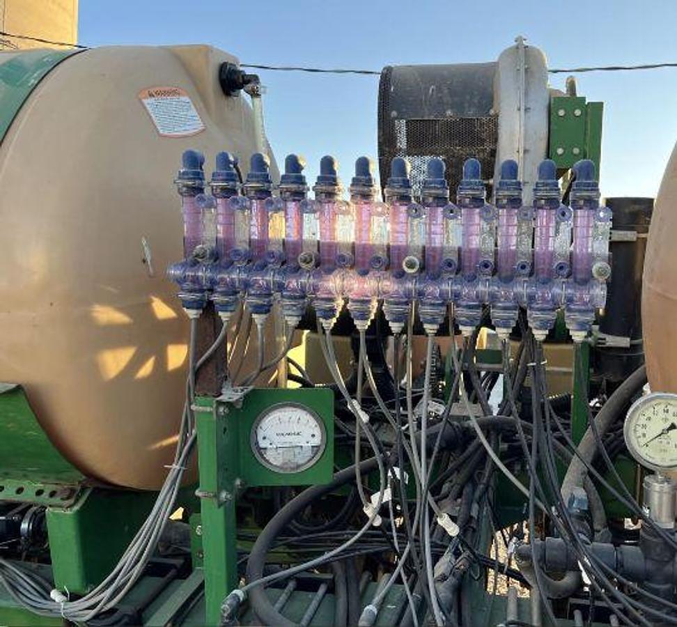 Used 2015 Great Plaines YP625A-12TR