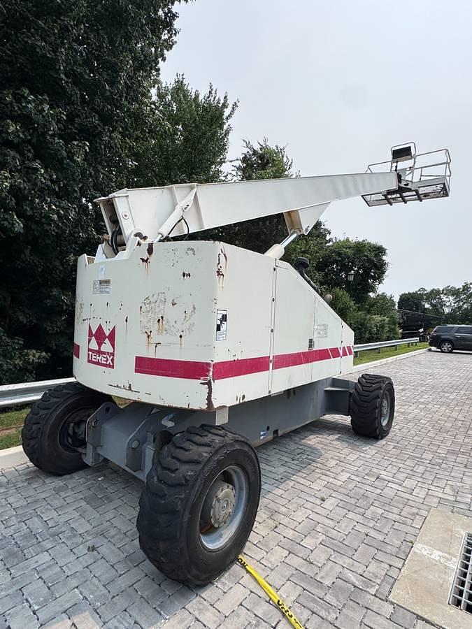 Used 1998 Terex Marklift 5939 8-Foot Basket Aerial Lift