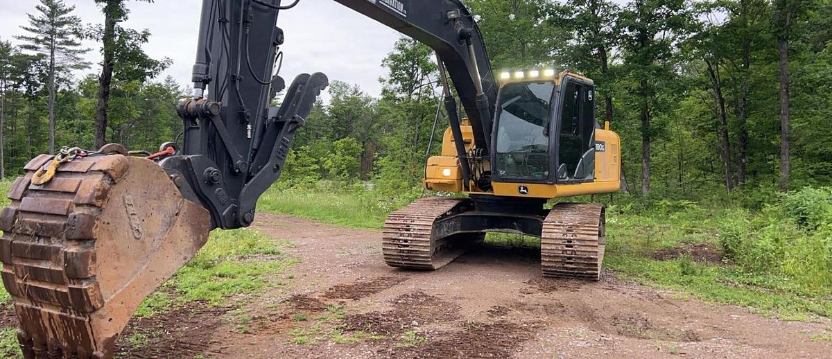 Used 2013 John Deere 180G LC Excavator