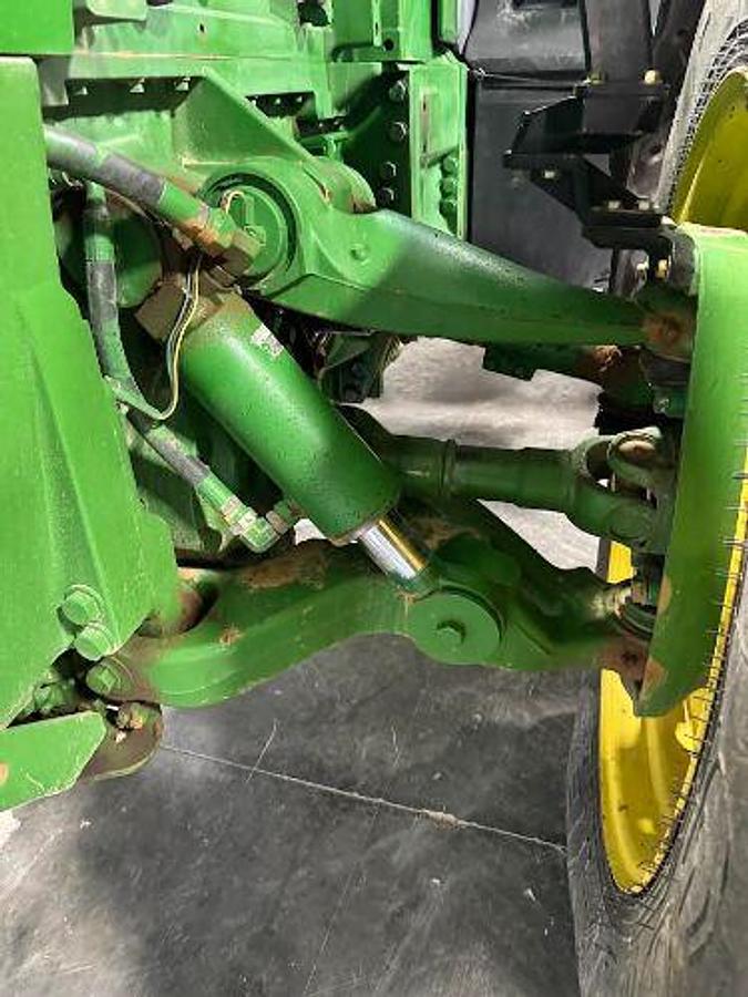 Used 2007 JOHN DEERE 8430