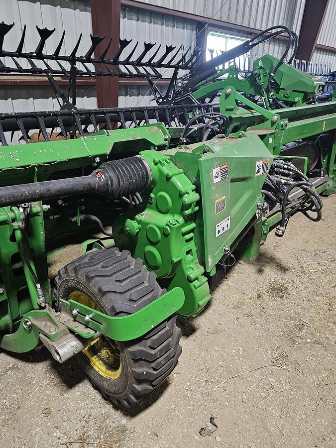 Used 2022 John Deere 40HDF Header