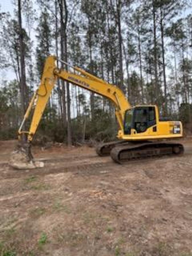 Used 2009 KOMATSU PC-200 Excavator