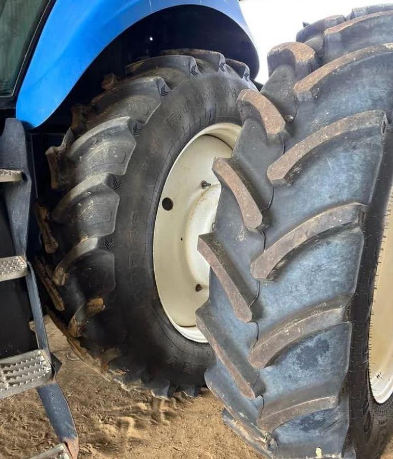 Used 2007 NEW HOLLAND  TG245