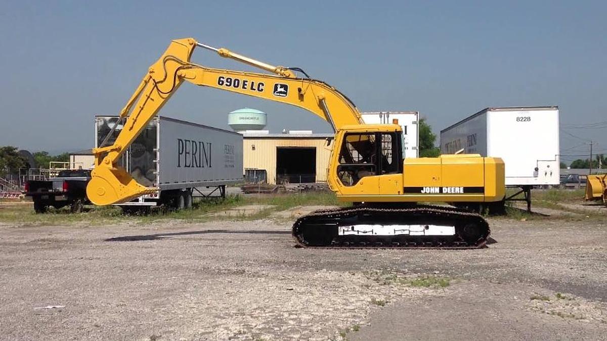 Used 1993 John Deere 690 ELC