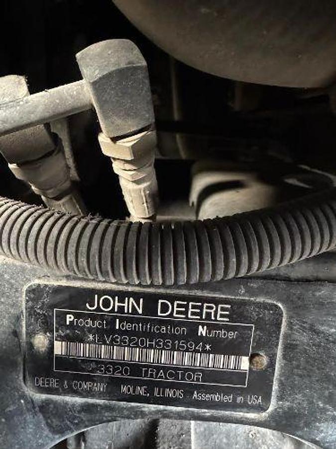Used 2005 JOHN DEERE 3320