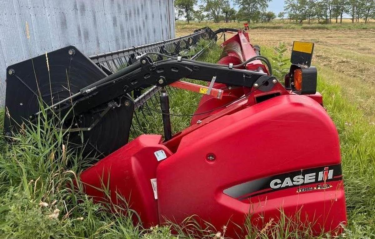 Used 2013 Case 3020 Tractor