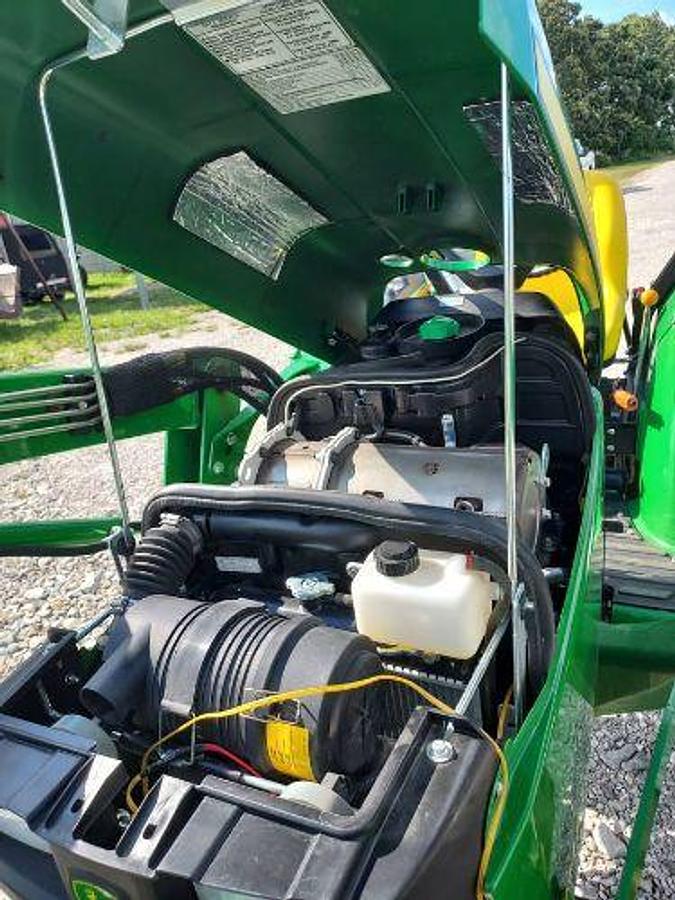 Used 2019 JOHN DEERE 3032E Tractor