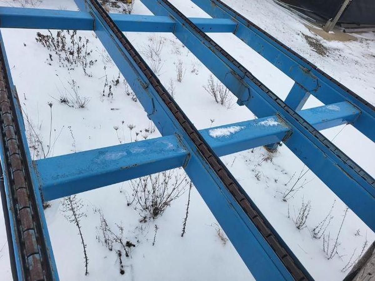 Used 2013 Baker Rooftop Green Chain Conveyor Deck