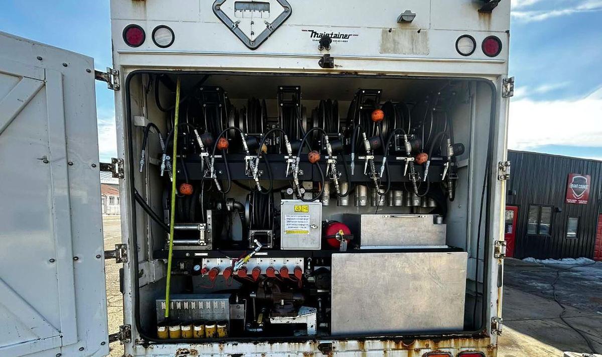 Used 2013 Caterpillar CT660