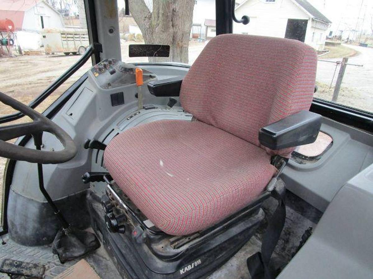 Used 1999 WHITE 6410