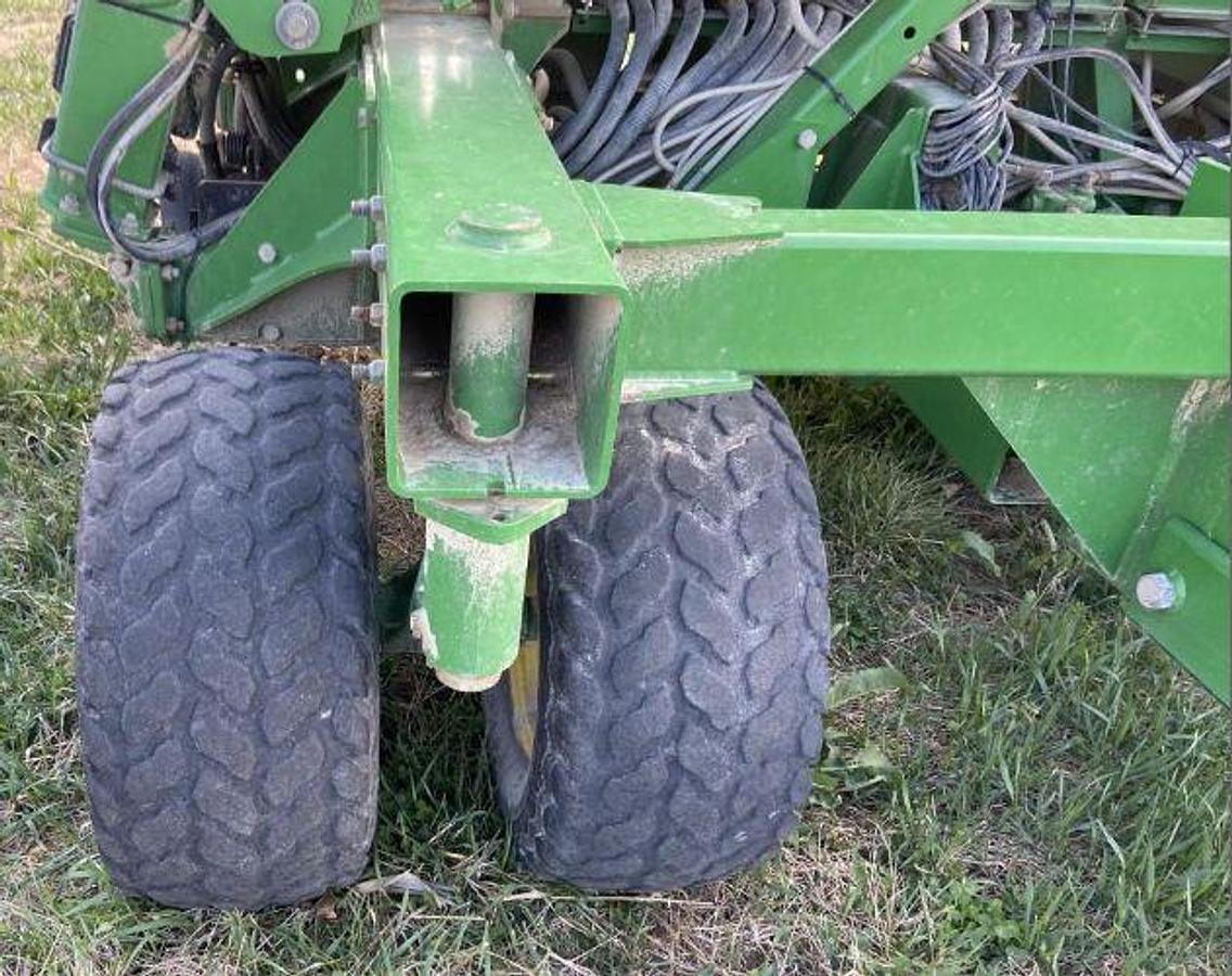 Used 2007 JOHN DEERE 1690 CCS