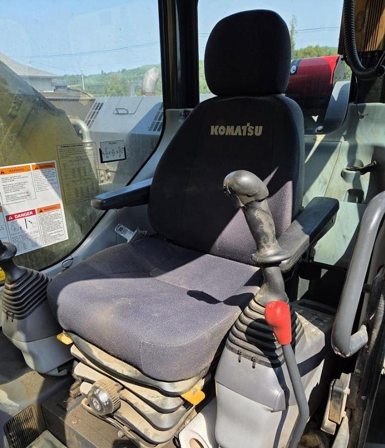 Used 2016 Komatsu PC308US LC-3E0