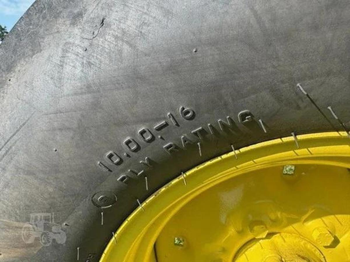 Used 1971 John Deere 4020