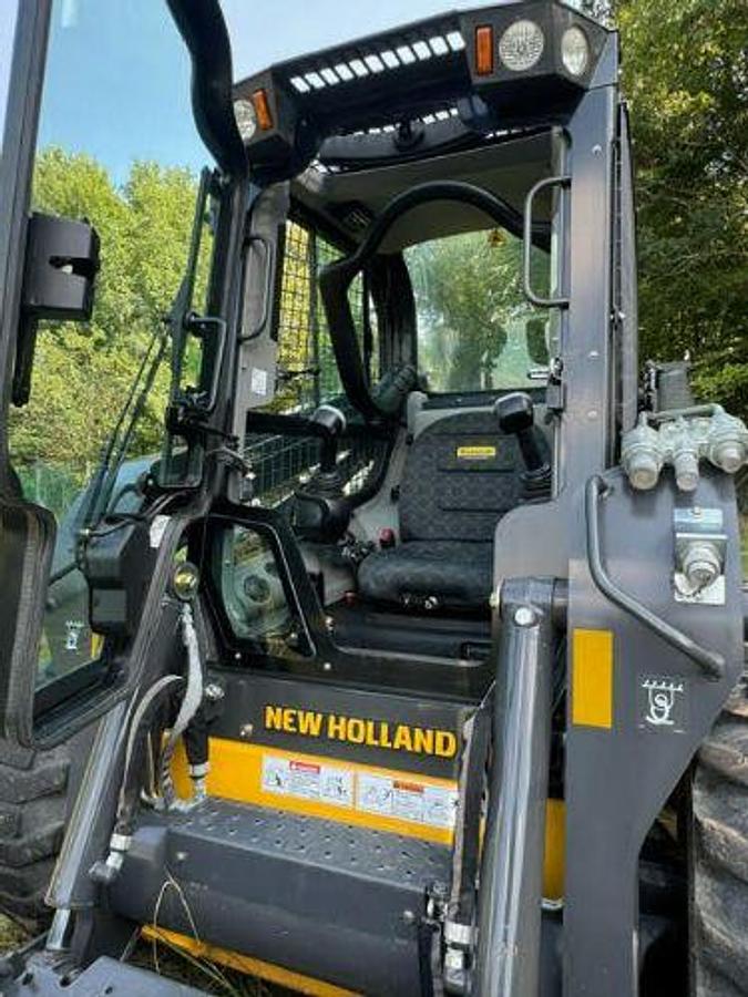 Used 2019 NEW HOLLAND L220 Skid Steer