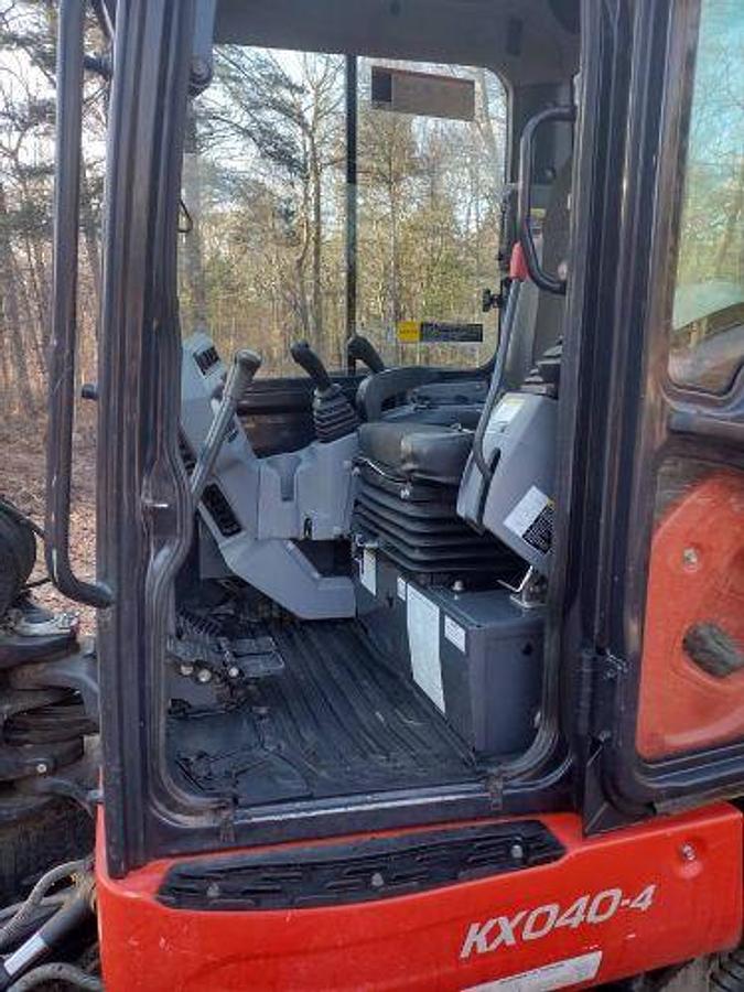 Used 2018 Kubota KX40 Mini Excavator