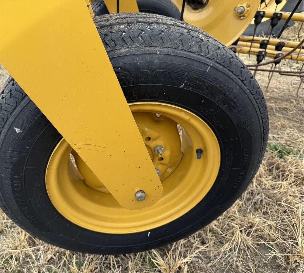 Used 2020 Vermeer R2300 Rake