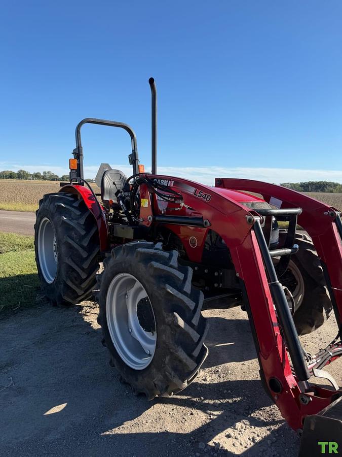 Used 1995 Case IH 3230 Tractor