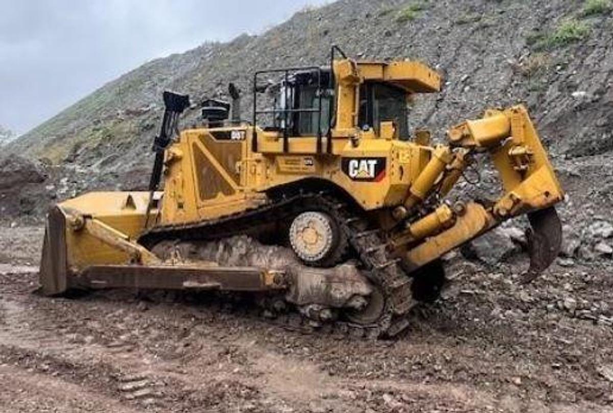 Used 2018 CATERPILLAR D8T
