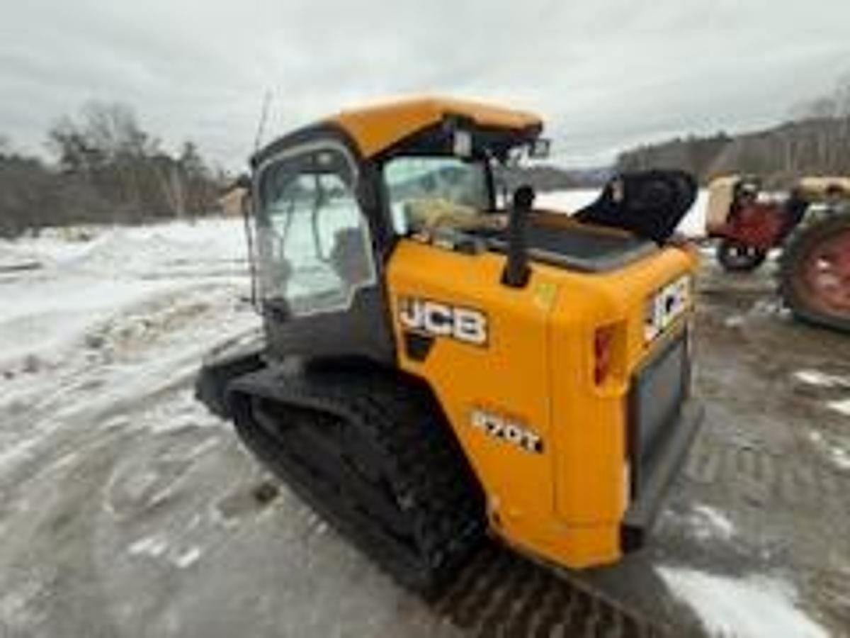 Used 2022 JCB 270T Compact Track Loader