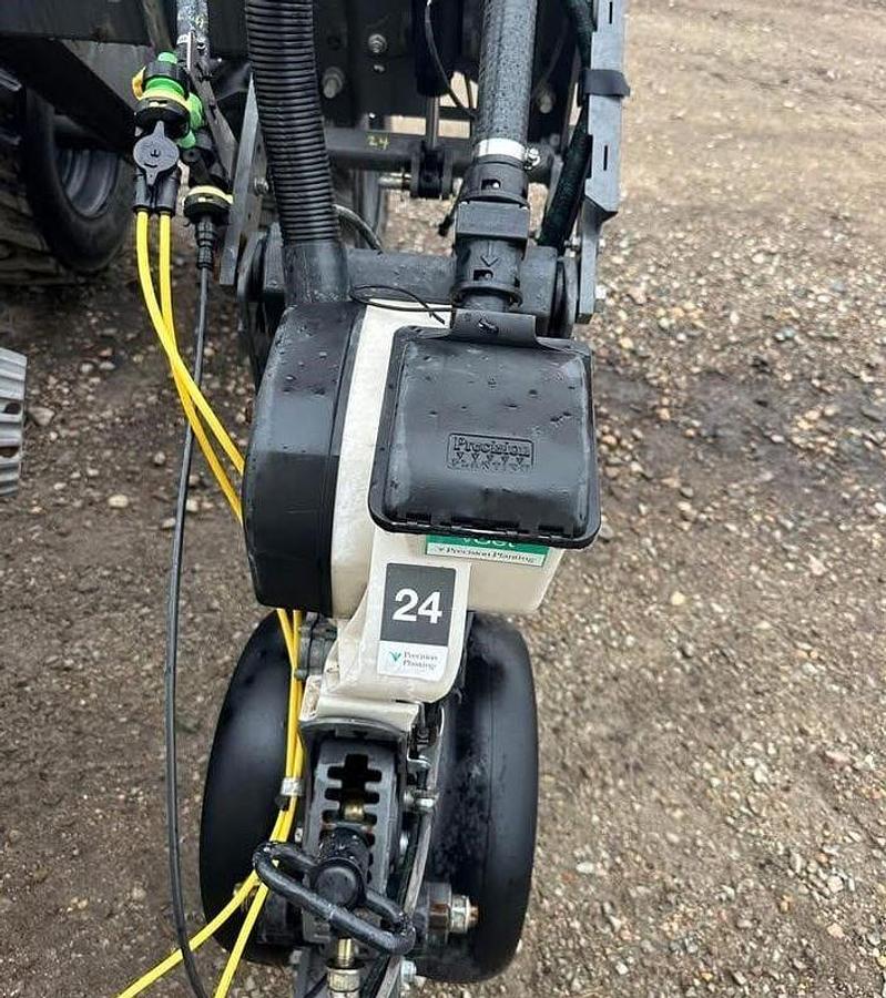 Used 2020 WHITE 9924VE Planter