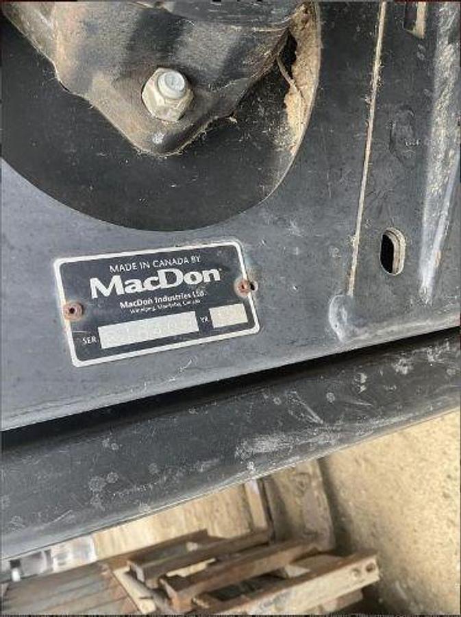 Used 2018 MAC DON FD70 Platform Header