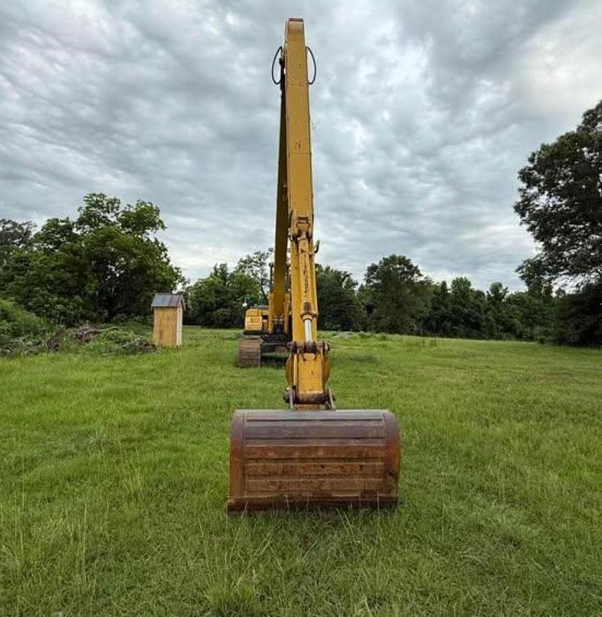 Used 2022 Kobelco Sk300