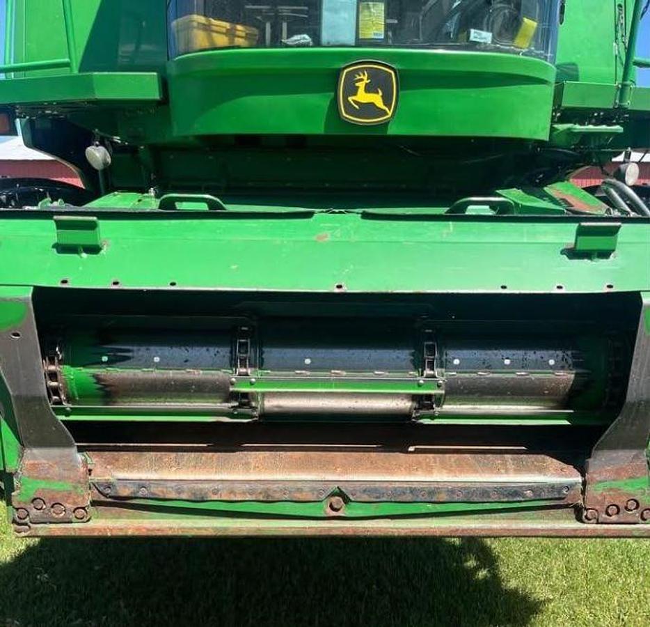 Used 2004 JOHN DEERE 9660 WTS
