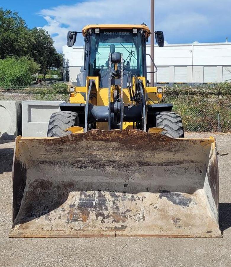 Used 2019 Deere 544L