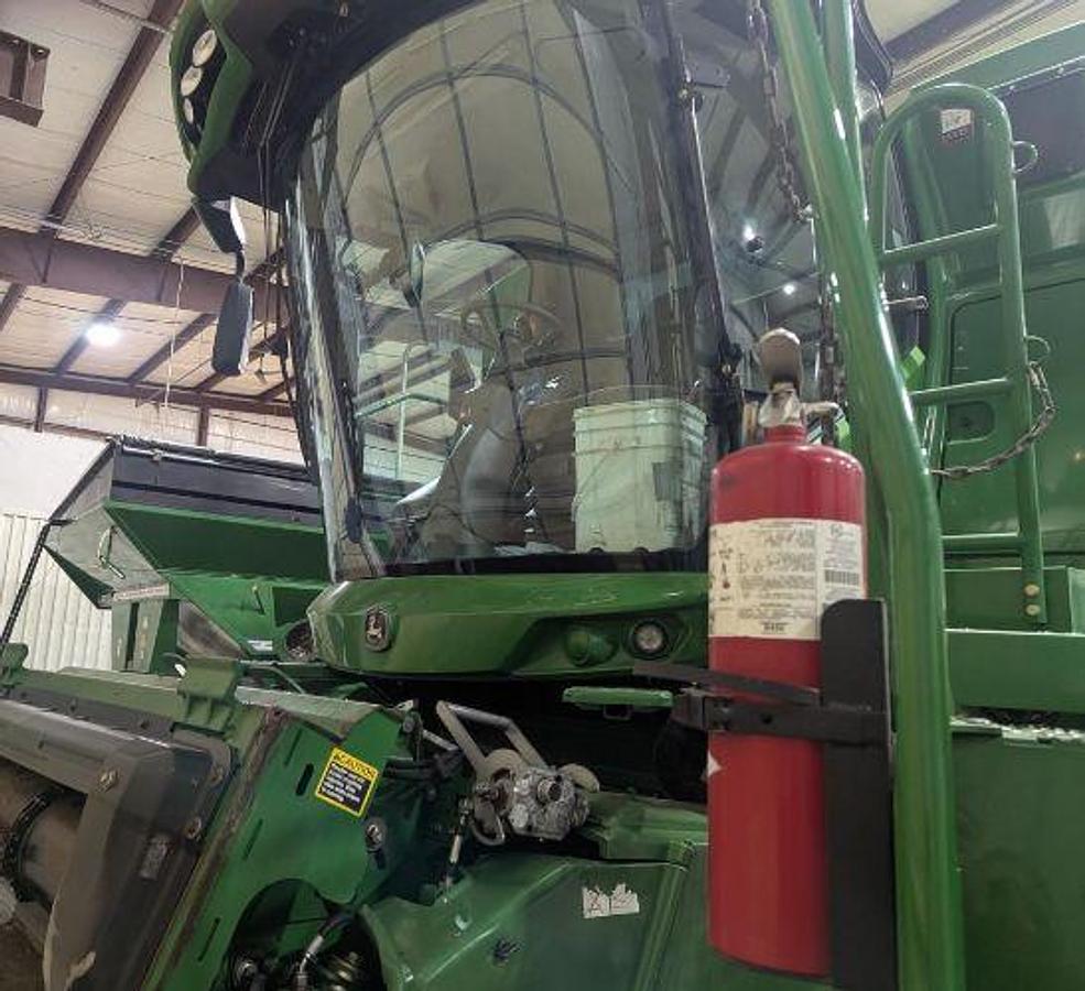 Used 2014 JOHN DEERE S670