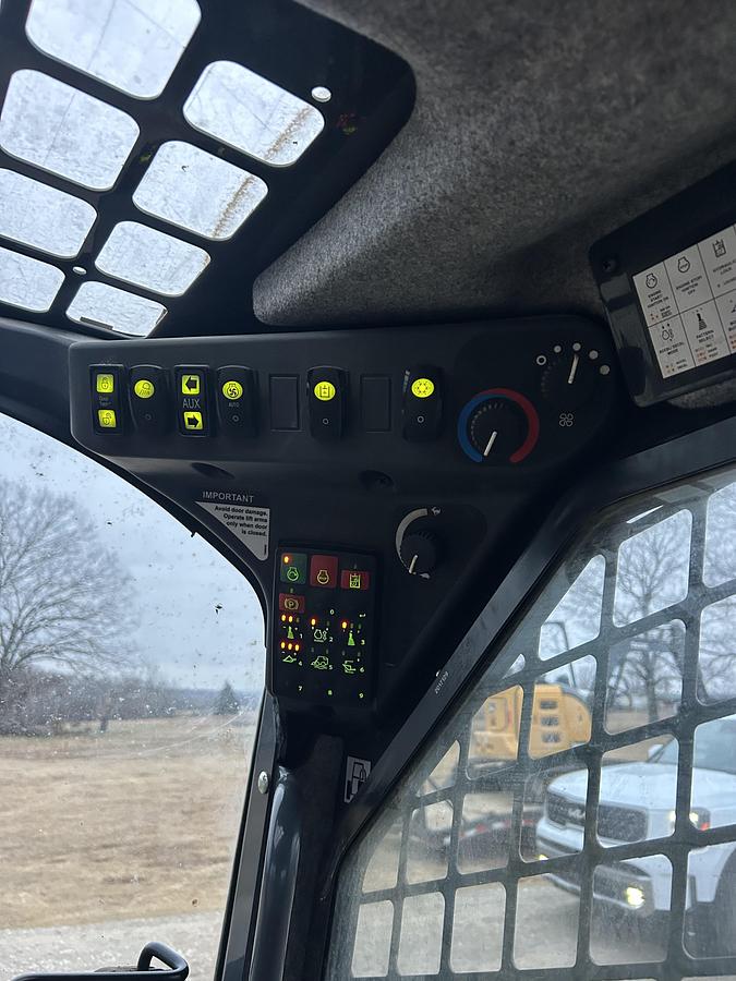 Used 2024 DEERE 325G