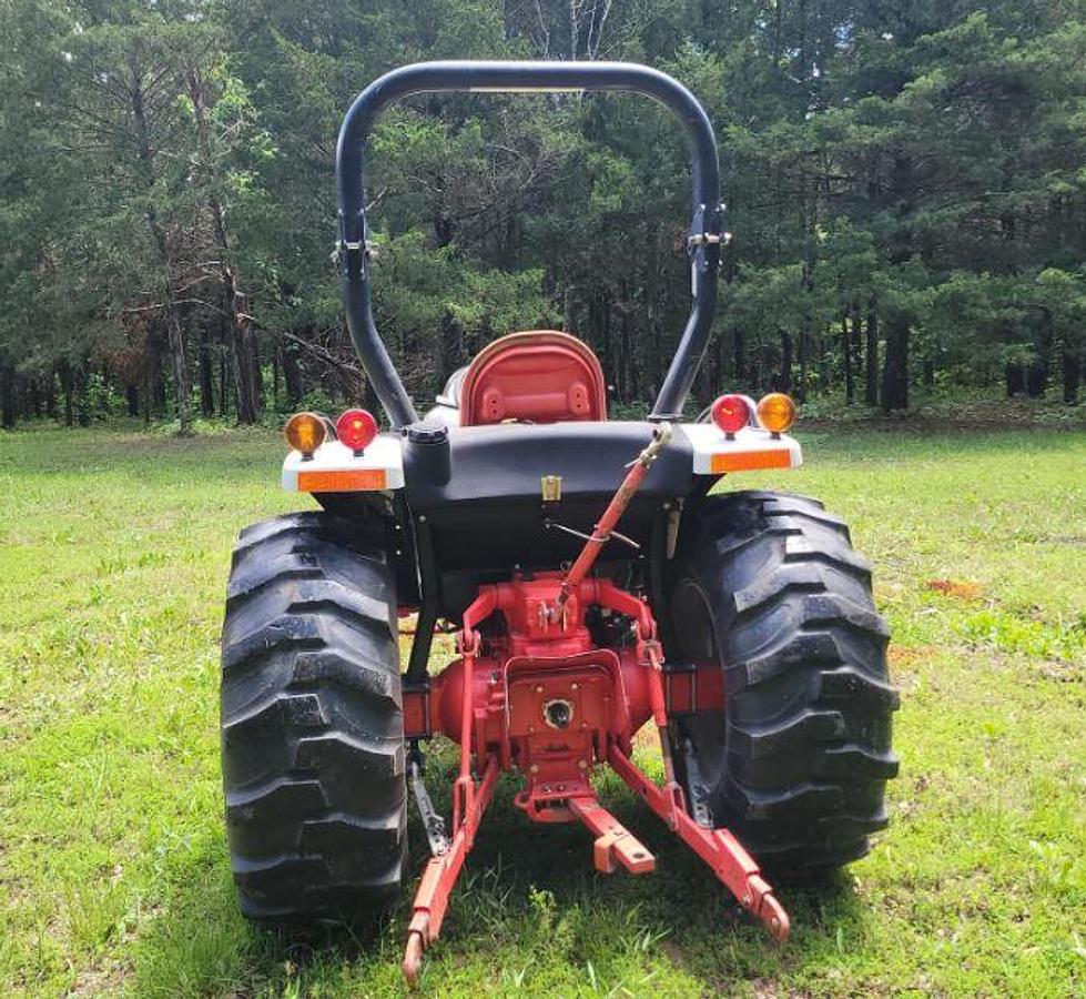 Used 2010 New Holland Boomer 8N