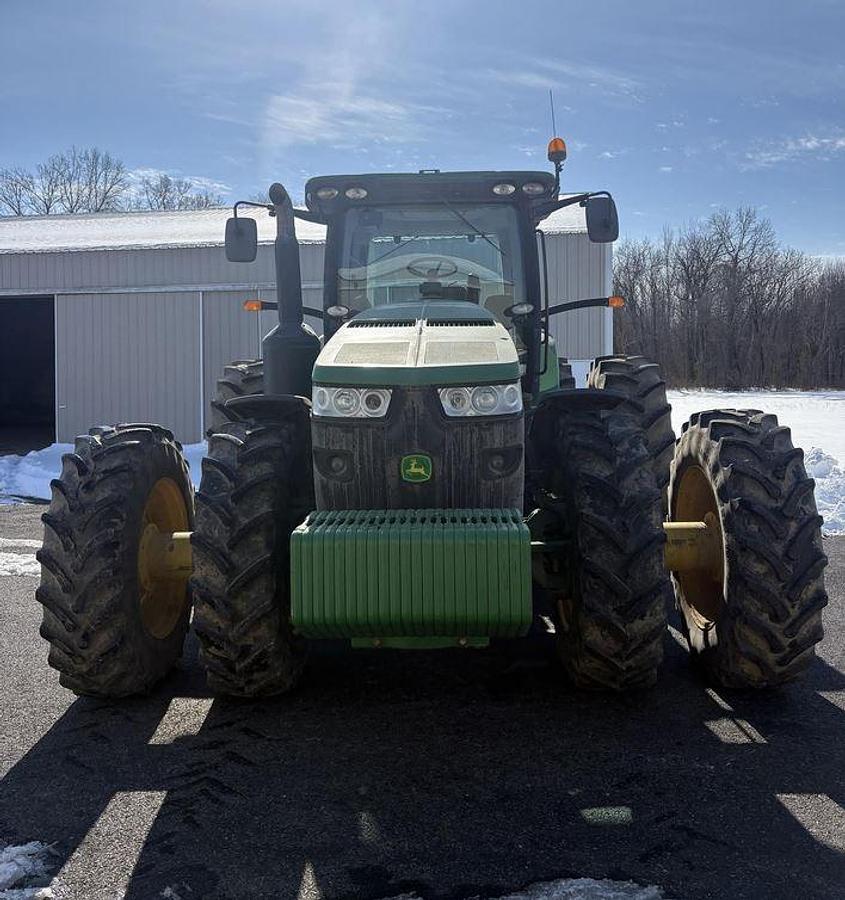 Used 2011 JOHN DEERE 8335R Tractor