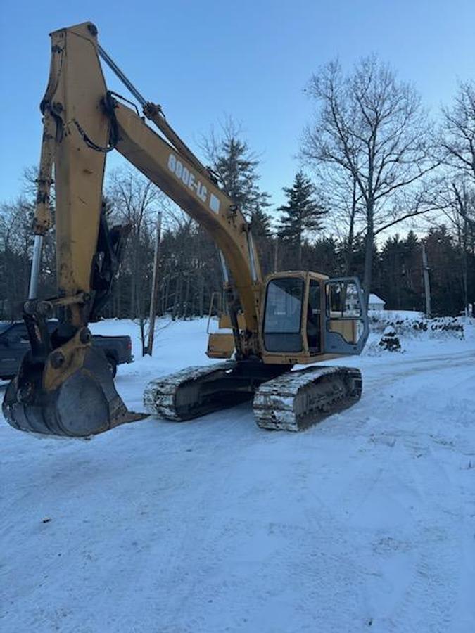 Used 1993 John Deere 690 ELC
