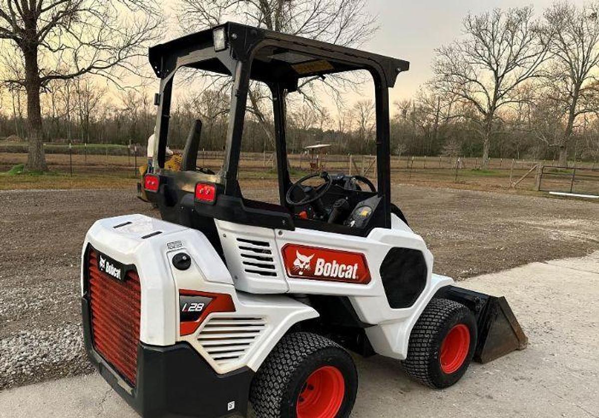 Used 2021 Bobcat L28