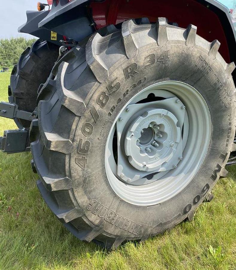 Used 2020 MASSEY FERGUSON 5711