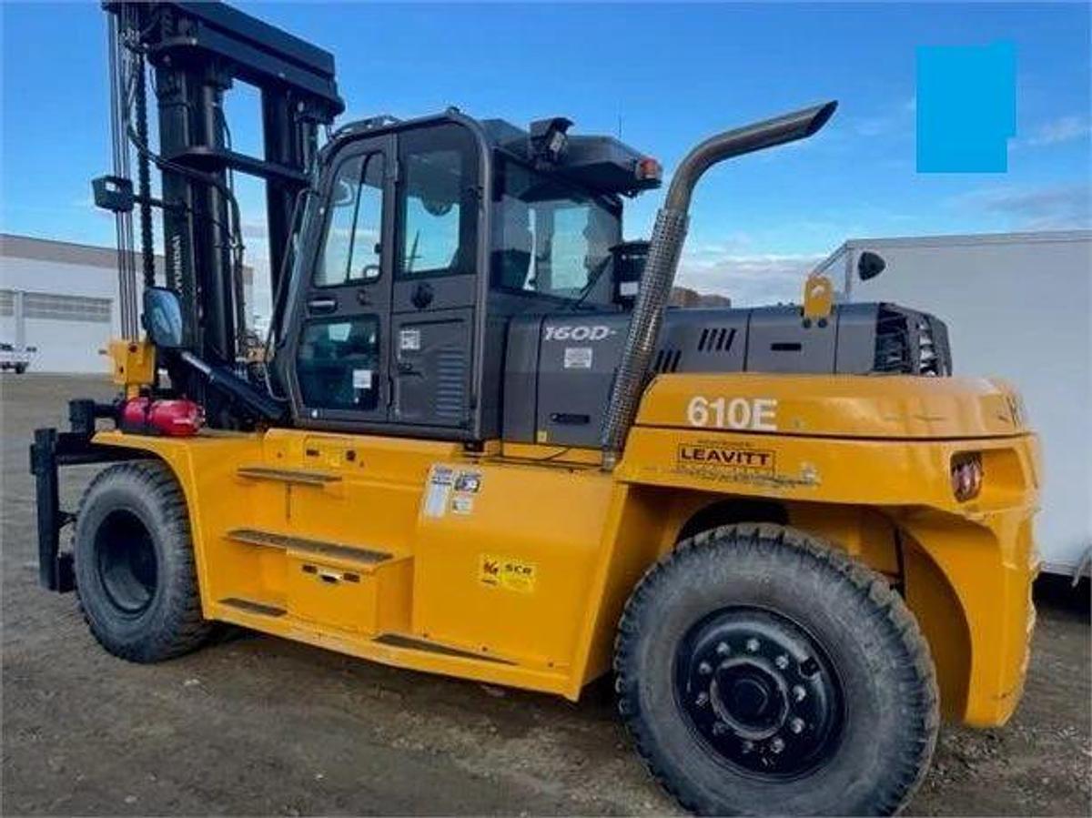 Used 2022 Hyundai 160D-9