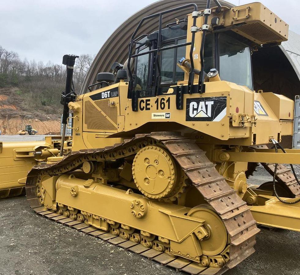 Used 2015 Caterpillar D6T