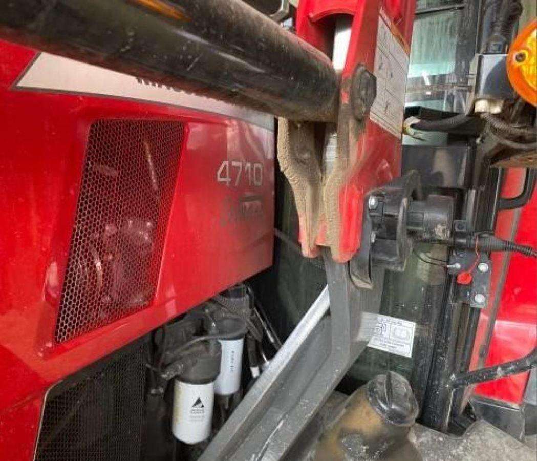 Used 2022 MASSEY FERGUSON 4710