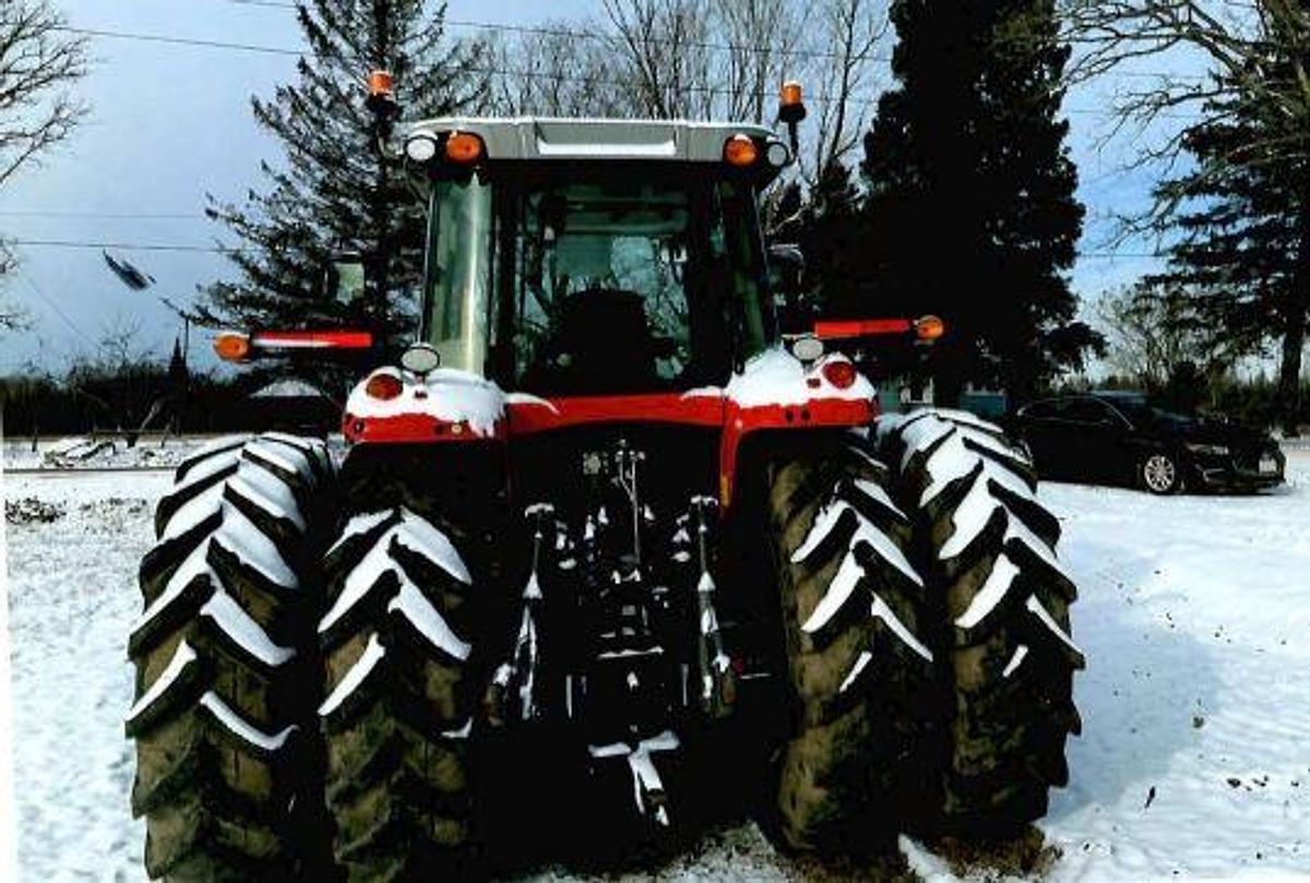 Used 2019 Massey Ferguson 7715S Dyna-4